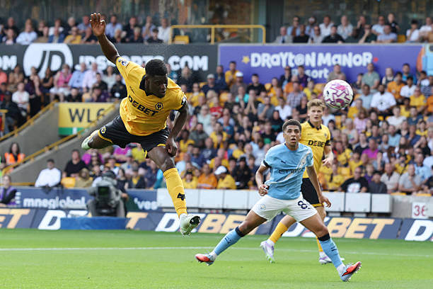 Wolves vs Manchester City Review: Marshall Munetsi heads the ball into the net but the goal is disallowed during the Premier League match between Wolves and Manchester City at the Molineux Stadium on August 16, 2025.