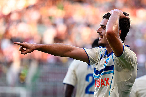 Ligue 1 Roundup, Matchday 1: Joaquin Panichelli celebrates his goal during the Ligue 1 match between Metz and Strasbourg at Stade Saint-Symphorien on August 17, 2025.