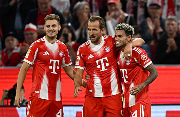 Bayern Munich vs RB Leipzig Review: Harry Kane celebrates his second goal of the game during the Bundesliga match between Bayern Munich and RB Leipzig at the Allianz Arena on August 22, 2025.