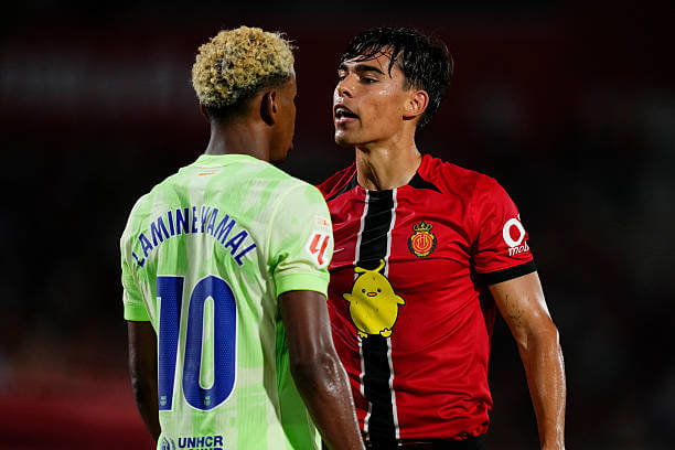 Mallorca vs Barcelona Review: Lamine Yamal and Jan Salas argue during the La Liga match between Mallorca and Barcelona at the Estadi Mallorca Son Moix on August 16, 2025.