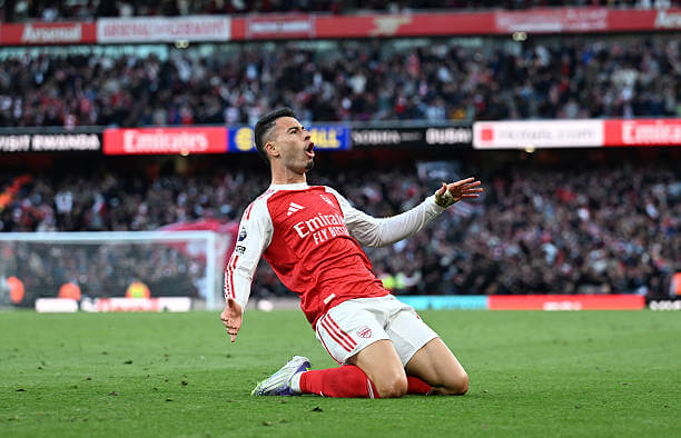Premier League Roundup, Matchday 5: Gabriel Martinelli celebrates his goal during the Premier League match between Arsenal and Manchester City at the Emirates Stadium on September 21, 2025.