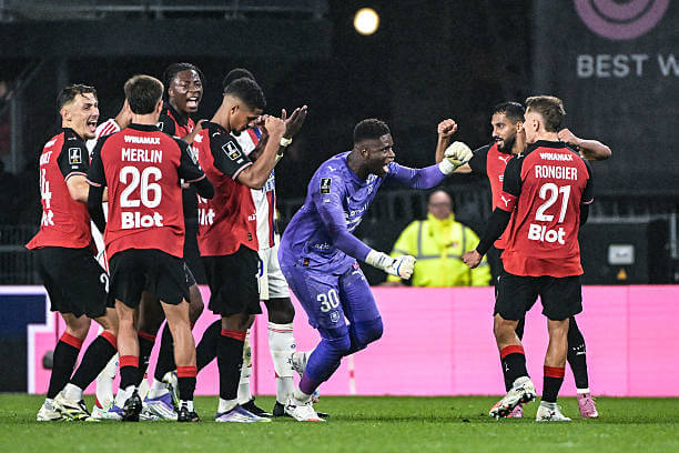 Ligue 1 Roundup, Matchday 4: Rennes players celebrate during the Ligue 1 match between Rennes and Lyon at Roazhon Park on September 14, 2025.
