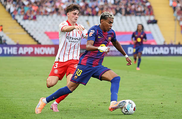 Barcelona vs Girona Review: Lamine Yamal in action during the La Liga match between Barcelona and Girona at the Estadi Olímpic Lluís Companys on October 18, 2025.