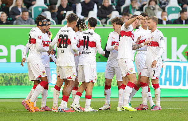 Bundesliga Roundup, Matchday 7: VfB Stuttgart players celebrate during the Bundesliga match between Wolfsburg and Stuttgart at Volkswagen Arena on October 18, 2025.