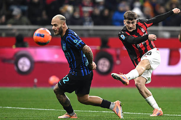 Inter vs AC Milan Review: Alexis Saelemaekers in action during the Serie A match between Inter and AC Milan at the Giuseppe Meazza on November 23, 2025.