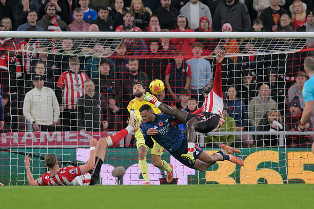 Sunderland vs Arsenal Review: Brian Brobbey scores during the Premier League match between Sunderland and Arsenal at the Stadium of Light on November 08, 2025.