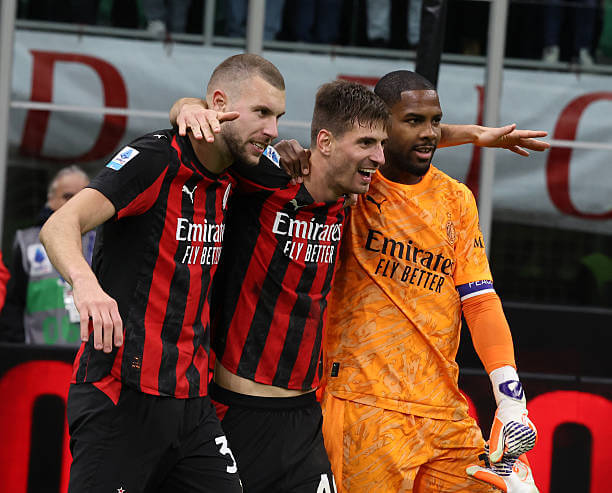 AC Milan vs AS Roma Review: Strahinja Pavlovic, Matteo Gabbia and Mike Maignan celebrate at the end of the Serie A match between AC Milan and AS Roma at the San Siro on November 02, 2025.