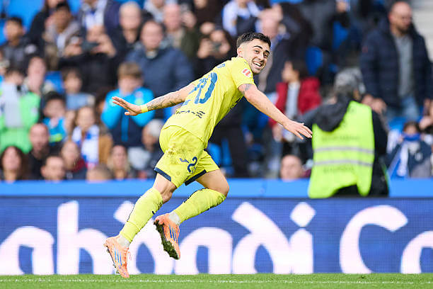 La Liga Roundup, Matchday 14: Alberto Moleiro celebrates his goal during the La Liga match between Real Sociedad and Villarreal at Reale Arena on November 30, 2025.