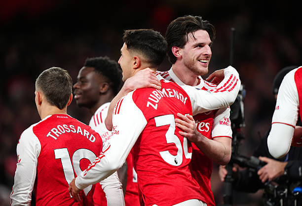 Arsenal vs Brighton Review: Arsenal players celebrate during the Premier League match between Arsenal and Brighton at the Emirates Stadium on December 27, 2025.