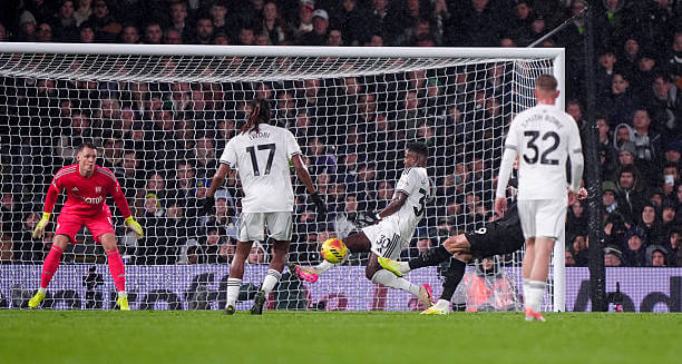 Fulham vs Manchester City Review: Erling Haaland scores during the Premier League match between Fulham and Manchester City at Craven Cottage on December 02, 2025.