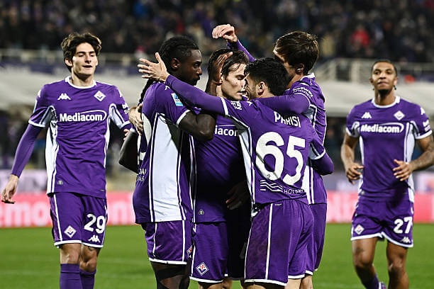 Serie A Roundup, Matchday 16: Moise Kean celebrates his second goal with his teammates during the Serie A match between Fiorentina and Udinese at Artemio Franchi on December 21, 2025.