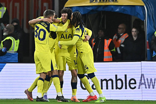 Premier League Roundup, Matchday 18: Archie Gray celebrates his goal with his teammates during the Premier League match between Crystal Palace and Tottenham at Selhurst Park on December 28, 2025.