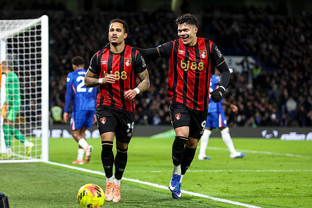 Chelsea vs Bournemouth Review: Justin Kluivert celebrates his goal with Evanilson during the Premier League match between Chelsea and Bournemouth at Stamford Bridge on December 30, 2025.
