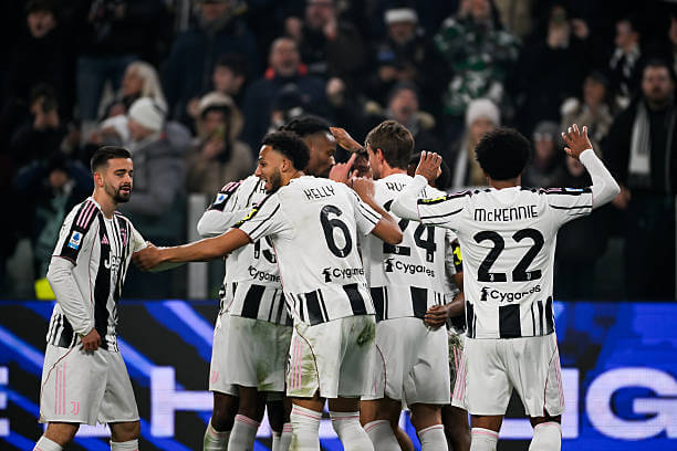 Juventus vs AS Roma Review: Juventus players celebrate during the Serie A match between Juventus and AS Roma at the Allianz Stadium on December 20, 2025.