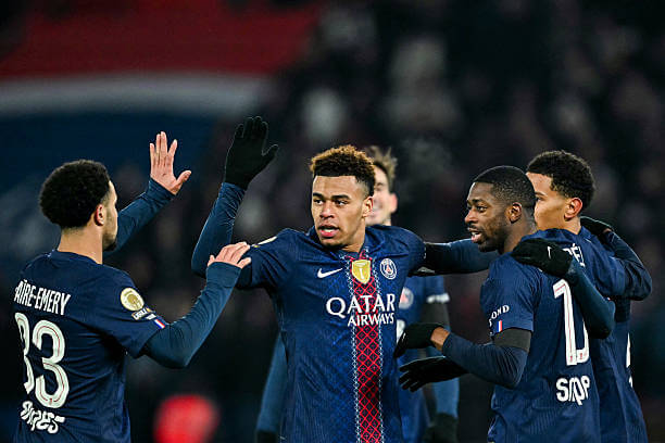 Ligue 1 Roundup, Matchday 17: PSG players celebrate during the Ligue 1 match between PSG and Paris FC at the Parc des Princes on January 4, 2026.