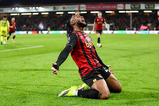 Premier League Roundup, Matchday 21: Antoine Semenyo celebrates his goal during the Premier League match between Bournemouth and Tottenham at the Vitality Stadium on January 07, 2026.