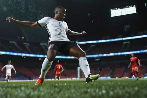 Complete guide to attacking play book cover.